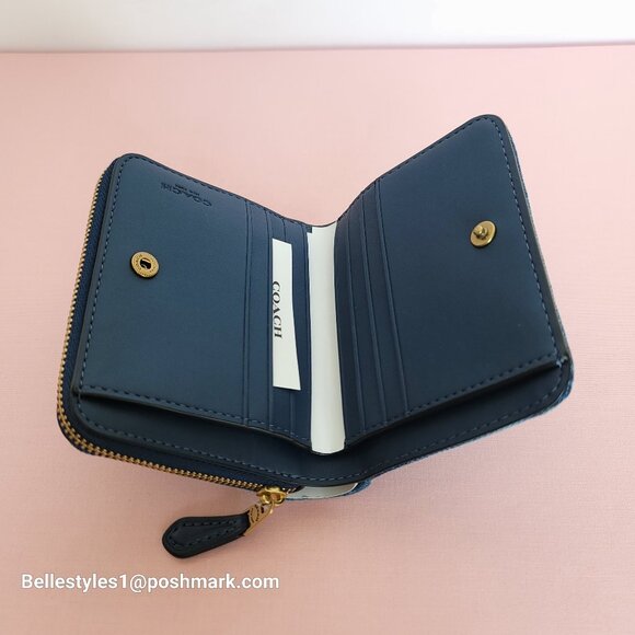 COACH Billfold Small Wallet in Denim -Deep Blue color ⭐ - Picture 15 of 16